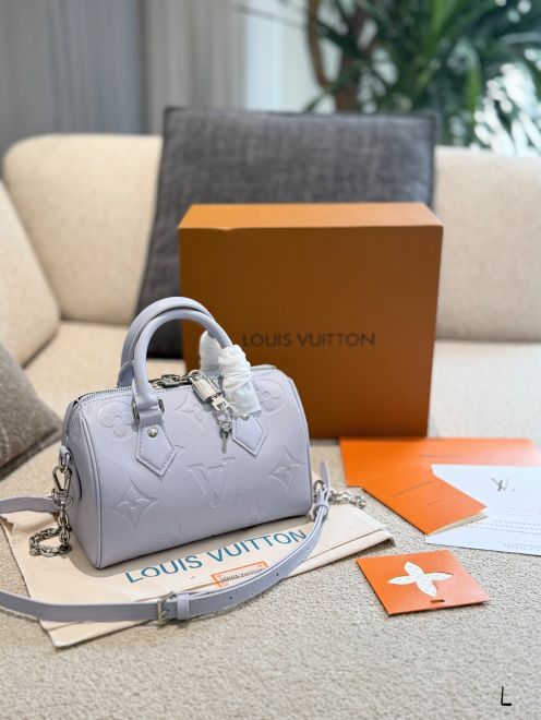 ルイヴィトン n級品 ナノスピーディ アンプラントレザー ミニボストンバッグ ライトグレー 新作