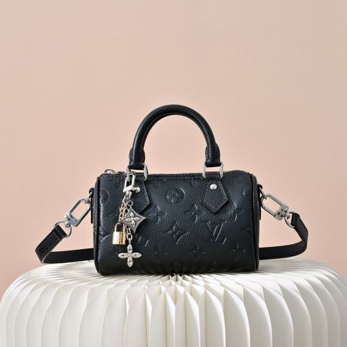 ルイヴィトン 並行輸入品 ナノスピーディ アンプラントレザー チャーム付き ミニボストンバッグ ブラック 通販