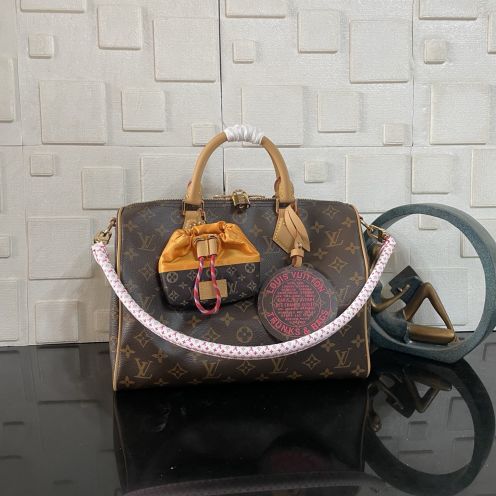 ルイヴィトン スーパーコピー 届く ナノスピーディ モノグラム ポーチ付き ミニボストンバッグ ブラウン 注目商品