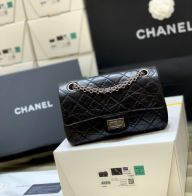 シャネル スーパーコピー 2.55 リイシュー ミニバッグ ブラック レディース 高品質レプリカ A37585