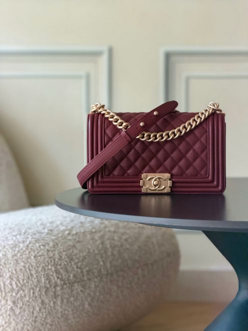 シャネル スーパーコピー 届く ボーイシャネル チェーンショルダーバッグ ボルドー レザー ミニバッグ 高品質レプリカ