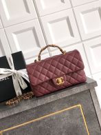 シャネル 並行輸入品 クラシックフラップ コンパクトバッグ ボルドー キルティング加工 上品デザイン AS5702