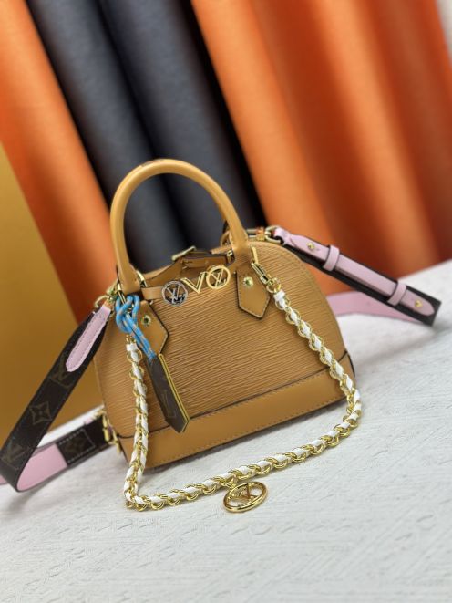 ルイヴィトン スーパーコピー アルマ ミニボストンバッグ キャメル 型押しレザー コンパクト設計