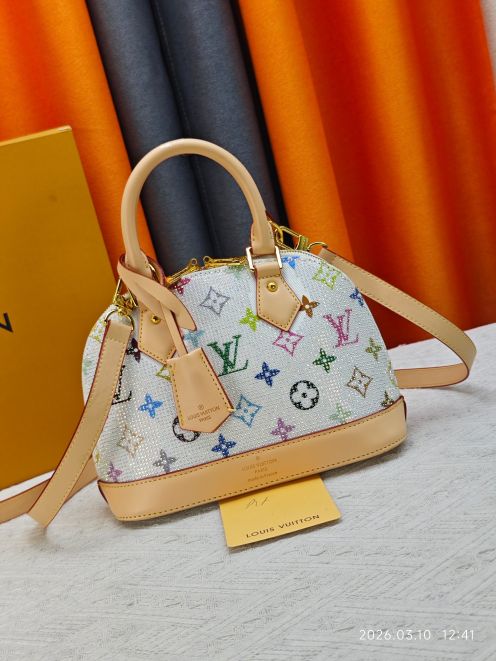 ルイヴィトン スーパーコピー アルマ ミニボストンバッグ ホワイト マルチカラーモノグラム ビジュー装飾 おすすめ M53152 M99949 M82717