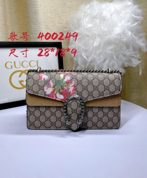 グッチ スーパーコピー ディオニュソス チェーンショルダーバッグ フローラ ベージュ GG柄 大容量 400249