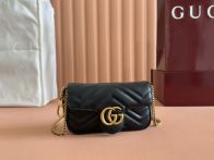 グッチ 並行輸入品 GGマーモント ミニショルダーバッグ ブラック キルティングチェーン 定番 476433