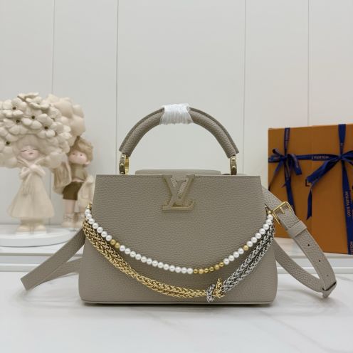 ルイヴィトン スーパーコピー カプシーヌ コンパクトバッグ ハンドバッグ グレージュ チェーン装飾 高品質レプリカ M28199