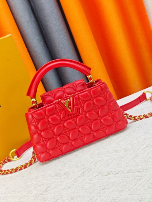 ルイヴィトン ハイブランド カプシーヌ 2WAYミニバッグ ハンドバッグ レッド キルティング調 レザー レディース 新作 M23998