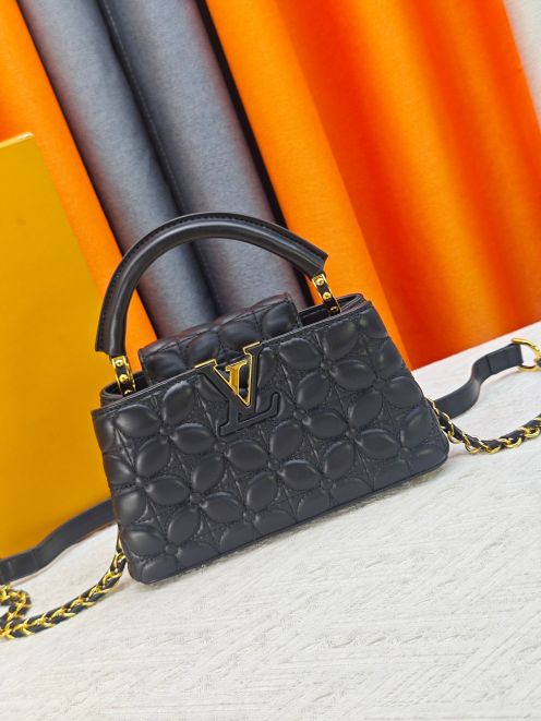 ルイヴィトン スーパーコピー 届く カプシーヌ ミニバッグ ハンドバッグ ブラック キルティング調 レザー レディース 高品質レプリカ M23998