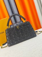 ルイヴィトン スーパーコピー カプシーヌ 2WAYミニバッグ ハンドバッグ ブラック キルティング調 レザー レディース 注目商品 M23999