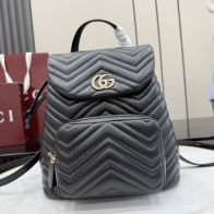 グッチ ハイブランド GGマーモント バックパック キルティングレザー グレー系 ミニバッグ 新作 861878