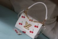 ルイヴィトン スーパーコピー ツイスト ミニバッグ ホワイト チェリー柄ハンドバッグ レディース 人気モデル M50511