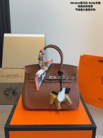 エルメス スーパーコピー 届く ケリー ミニバッグ ブラウンカラー ゴールド金具 上質レザー仕上げ 注目商品