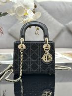 ディオール コピー レディディオール チェーンミニバッグ ブラック ゴールド金具 レディース 売れ筋 M0505