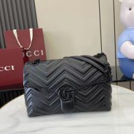 グッチ 並行輸入品 GGマーモント チェーンバッグ ブラック キルティング レディース 定番 850676