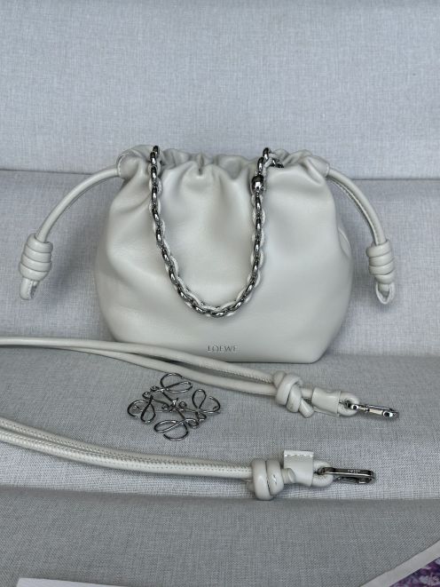 ロエベ 並行輸入品 フラメンコ ハンドバッグ ホワイト レディース 定番