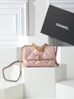 シャネル スーパーコピー シャネル19 チェーンミニバッグ ピンク ラムスキン レディース 人気モデル