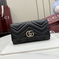 グッチ スーパーコピー GGマーモント フラップ長財布 ブラック レザー レディース 人気モデル 443436