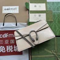 グッチ コピー ディオニュソス コンパクトショルダーバッグ ベージュ レディース 注目商品