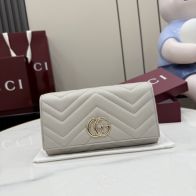 グッチ スーパーコピー 届く GGマーモント フラップ長財布 コンチネンタルウォレット ホワイト 売れ筋 443436