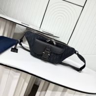 ディオール スーパーコピー サドル ボディバッグ オブリーク柄 ネイビー シルバー金具 メンズ 注目商品