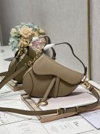 ディオール スーパーコピー サドル ショルダーバッグ レザー ベージュ レディース 注目商品