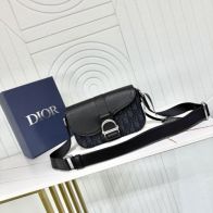 ディオール スーパーコピー サドル ショルダーバッグ オブリーク柄 ネイビー ブラック メンズ 高品質レプリカ