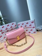 ルイヴィトン スーパーコピー ポシェット・メティス コンパクトバッグ ピンク ゴールド金具 エンボスレザー 上品デザイン