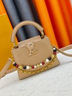 ルイヴィトン ハイブランド カプシーヌ コンパクトバッグ ベージュ ビーズ装飾 ゴールド金具 M28716