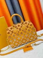 ルイヴィトン スーパーコピー スピーディ ハンドバッグ イエロー モノグラム刺繍 コンビデザイン ゴールド金具