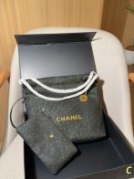 シャネル スーパーコピー シャネル22 トートバッグ ブラック編み込み素材 ポーチ付き ゴールドロゴ