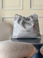 シャネル スーパーコピー シャネル22 ハンドバッグ シルバーキルティングレザー シルバーチェーン