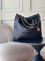 シャネル スーパーコピー シャネル22 トートバッグ ブラックレザー ゴールドチェーン 大容量