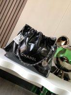 シャネル 並行輸入品 シャネル22 ハンドバッグ ブラックキルティングレザー チェーンショルダー AS3261