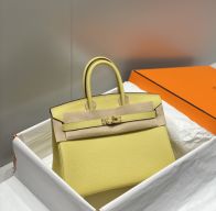 エルメス バーキン スーパーコピー ハンドバッグ ペールイエロー ゴールド金具 トゴ調レザー 上品設計
