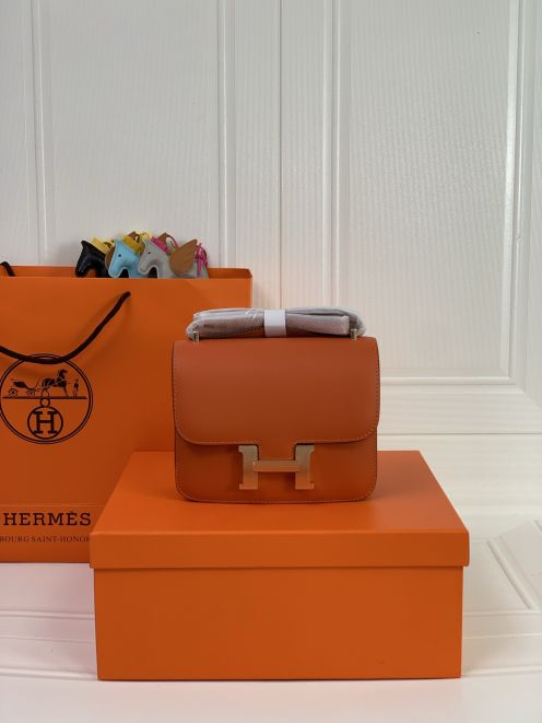 エルメス 並行輸入品 コンスタンス ミニバッグ オレンジ ゴールド金具 上質レザー