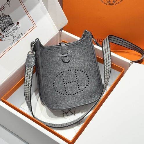 エルメス スーパーコピー 届く エヴリン ミニバッグ レザー グレー系 編み込みストラップ 上品モデル
