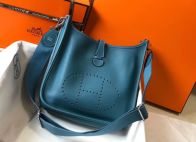 エルメス スーパーコピー エヴリン ショルダーバッグ ブルーグリーン パンチングロゴ 上品カラー