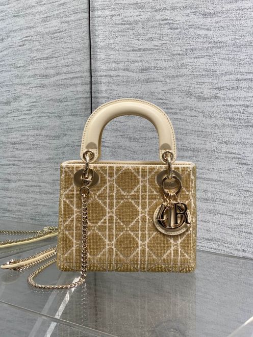 ディオール スーパーコピー レディディオール ミニバッグ ベージュ カナージュ刺繍 ゴールド金具 上品デザイン