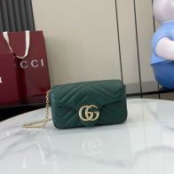 グッチ 並行輸入品 GGマーモント ミニバッグ グリーン 上品キルティングチェーンデザイン 841290