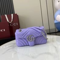 グッチ n級品 GGマーモント コンパクトバッグ パープル キルティングチェーンショルダー 837280
