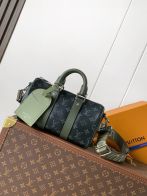 ルイヴィトン スーパーコピー 届く キーポル ミニボストンバッグ ダークグレー グリーンレザー 2WAY M28638
