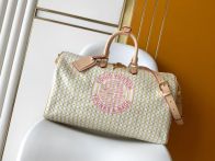 ルイ・ヴィトン n級品 キーポル ミニモノグラム ボストンバッグ アイボリー ピンクスタンプデザイン M28678