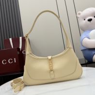 グッチ ハイブランド ジャッキー1961 レザー ワンショルダーバッグ ベージュ ゴールド金具 863137