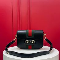 グッチ スーパーコピー 届く ホースビット1955 ウェブストライプ ショルダーバッグ ブラック 866762