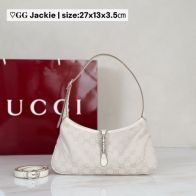 グッチ n級品 ジャッキー1961 2WAYバッグ アイボリー GG柄 横長シルエット シルバー金具 863137