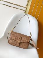 ルイヴィトン n級品 ディアンヌ ショルダーバッグ キャメルブラウン エンボスモノグラム 総柄デザイン 2WAY仕様 M29162