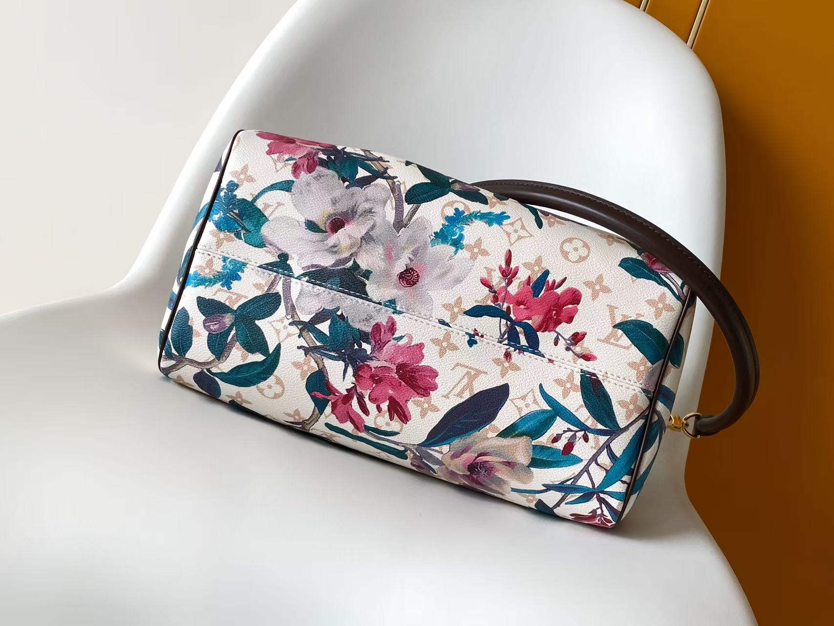 ルイヴィトン n級品 ナノスピーディ モノグラムフローラル ホワイト 花柄_4