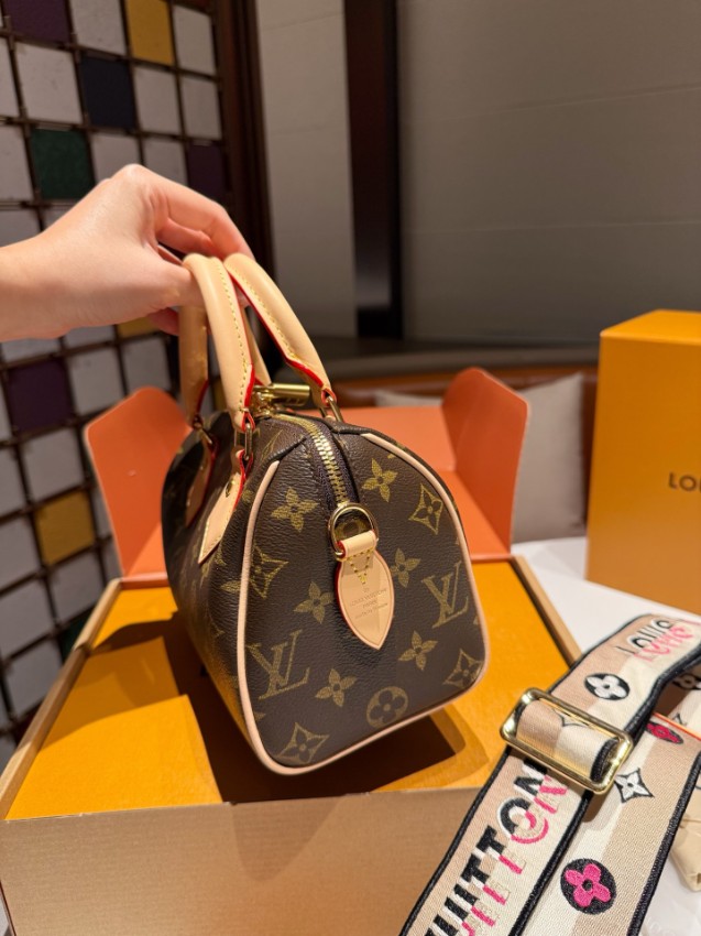 ルイヴィトン コピー ナノスピーディ モノグラム コンパクトフォルム ハンドバッグ ブラウン レディース_5