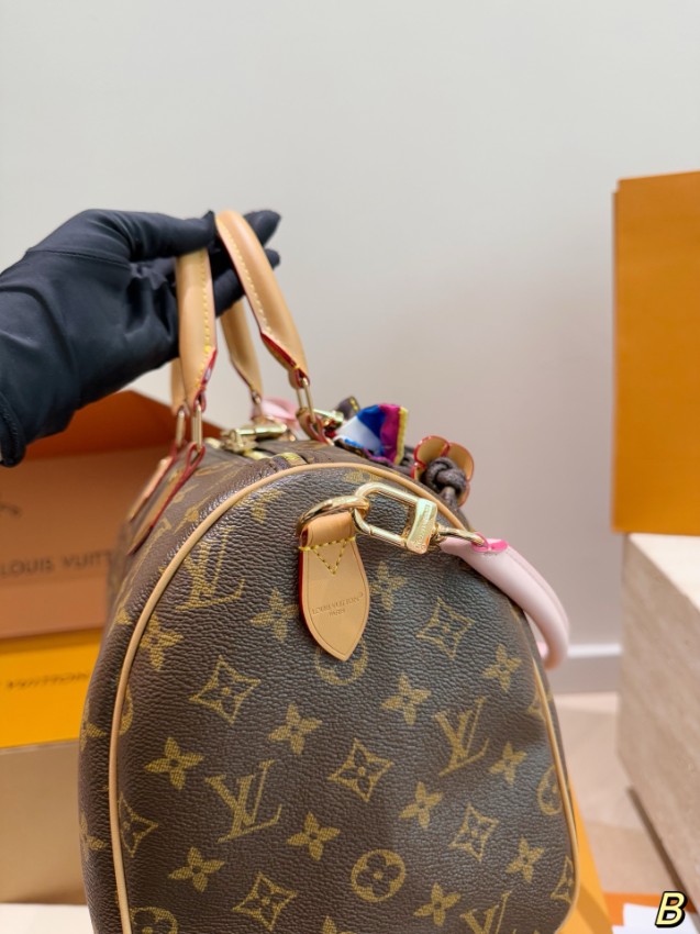 ルイヴィトン スーパーコピー ナノスピーディ モノグラム チャーム装飾 ミニボストンバッグ ブラウンピンク 人気モデル_8